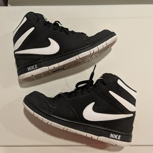 Men's Nike high tops size 10.5
